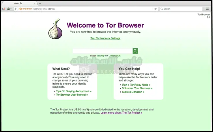 واجهة تنزيل متصفح Tor تعرض الشعار وأزرار التنزيل لأنظمة Windows وmacOS وLinux
